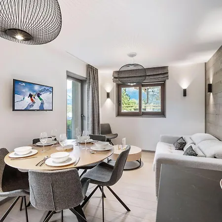 Appartement Des Cerisiers - Luxe Et Parking à Le Praz Courchevel
