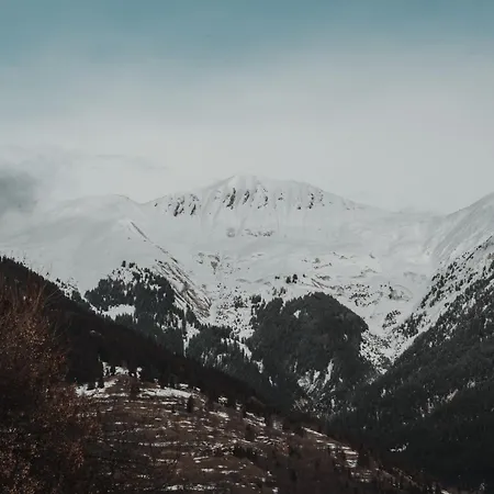 Des Cerisiers - Luxe Et Parking à Le Praz *