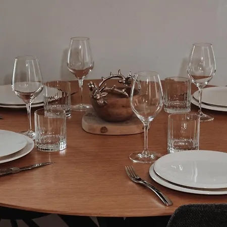 Des Cerisiers - Luxe Et Parking A Le Praz Apartment *
